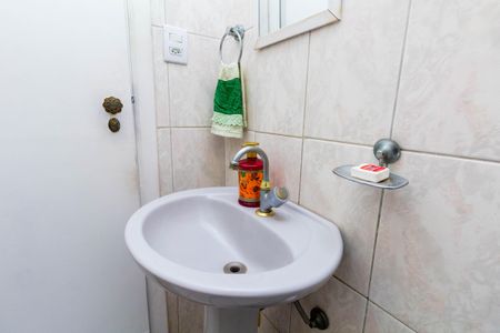 Casa à venda com 450m², 4 quartos e 2 vagas Casa à venda com 450m², 4 quartos e 2 vagasBanheiro 5