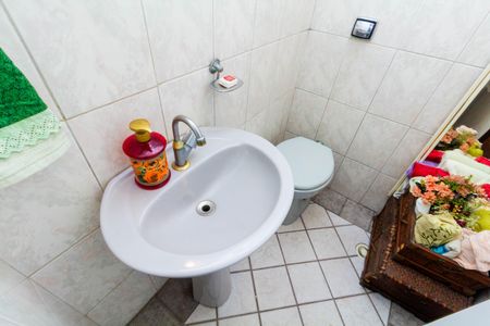 Casa à venda com 450m², 4 quartos e 2 vagas Casa à venda com 450m², 4 quartos e 2 vagasBanheiro 5