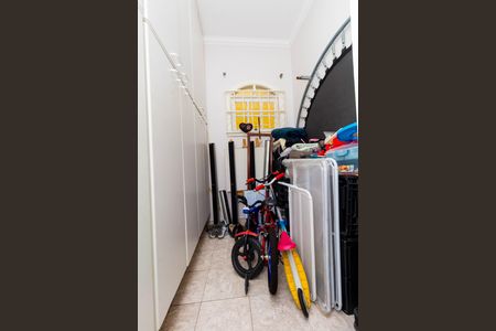 Casa à venda com 450m², 4 quartos e 2 vagas Casa à venda com 450m², 4 quartos e 2 vagasDespensa