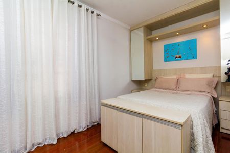 Casa à venda com 450m², 4 quartos e 2 vagas Casa à venda com 450m², 4 quartos e 2 vagasQuarto 2 - suíte