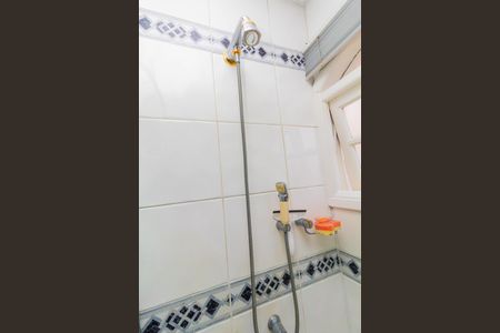 Casa à venda com 450m², 4 quartos e 2 vagas Casa à venda com 450m², 4 quartos e 2 vagasBanheiro da Suíte 1