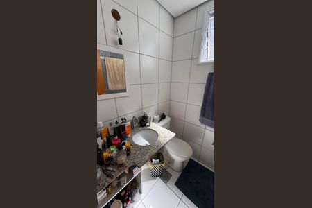 Casa à venda com 78m², 2 quartos e 2 vagas Casa à venda com 78m², 2 quartos e 2 vagasBanheiro da Suíte