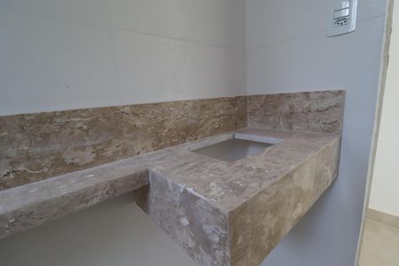 Apartamento à venda com 50m², 2 quartos e 2 vagasBanheiro 2