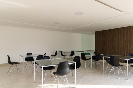 Apartamento para alugar com 44m², 2 quartos e 1 vagaÁrea comum - Salão de festas
