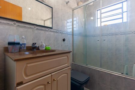 Casa à venda com 129m², 3 quartos e 2 vagas Casa à venda com 129m², 3 quartos e 2 vagasBanheiro da Suíte