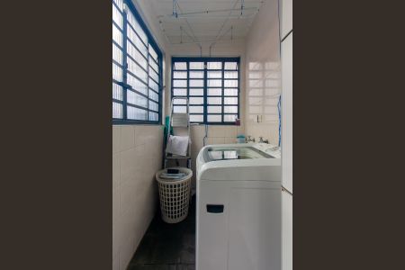 Casa à venda com 129m², 3 quartos e 2 vagas Casa à venda com 129m², 3 quartos e 2 vagasÁrea de Serviço