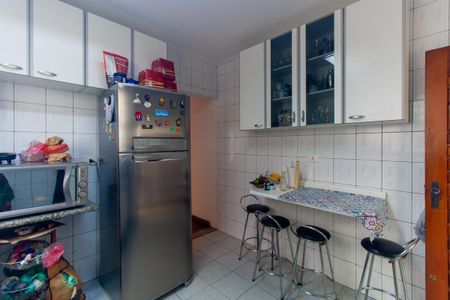 Casa à venda com 129m², 3 quartos e 2 vagas Casa à venda com 129m², 3 quartos e 2 vagasCozinha