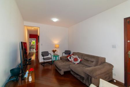 Casa à venda com 129m², 3 quartos e 2 vagas Casa à venda com 129m², 3 quartos e 2 vagasSala