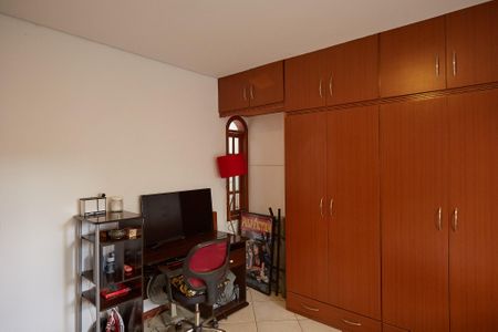 Casa para alugar com 253m², 4 quartos e 2 vagasQuarto 3