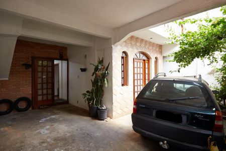 Casa para alugar com 253m², 4 quartos e 2 vagasGaragem