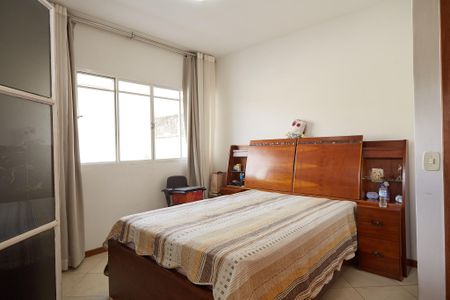 Casa para alugar com 253m², 4 quartos e 2 vagasQuarto 2