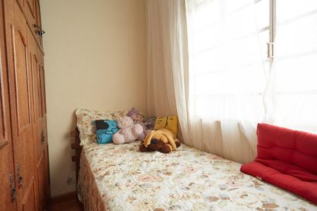 Casa para alugar com 253m², 4 quartos e 2 vagasQuarto 1