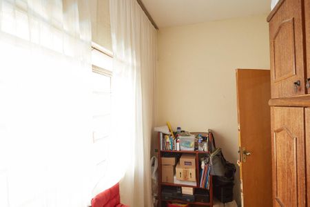 Casa para alugar com 253m², 4 quartos e 2 vagasQuarto 1