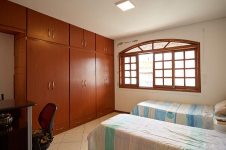 Casa para alugar com 253m², 4 quartos e 2 vagasQuarto 3