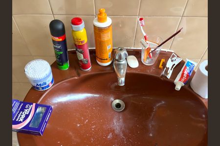 Casa à venda com 290m², 5 quartos e 1 vaga Casa à venda com 290m², 5 quartos e 1 vagaBanheiro Suite Edícula