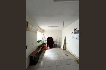 Casa à venda com 290m², 5 quartos e 1 vaga Casa à venda com 290m², 5 quartos e 1 vagaÁrea de Serviço