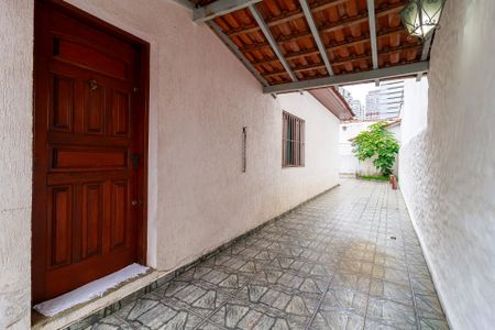 Casa à venda com 220m², 3 quartos e 3 vagasQuintal