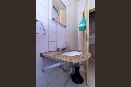 Casa à venda com 220m², 3 quartos e 3 vagasÁrea de Serviço - Banheiro