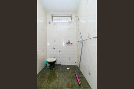 Casa à venda com 220m², 3 quartos e 3 vagasBanheiro