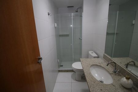 Apartamento à venda com 57m², 2 quartos e 1 vagaBanheiro Social