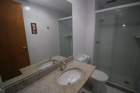 Apartamento à venda com 57m², 2 quartos e 1 vagaBanheiro da Suíte 1