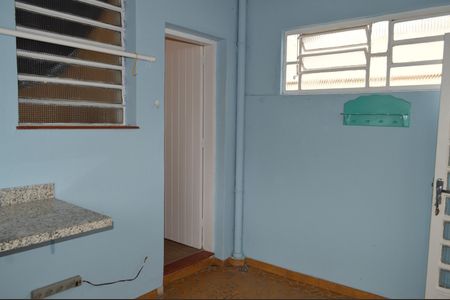 Casa à venda com 220m², 4 quartos e 2 vagasEdícula