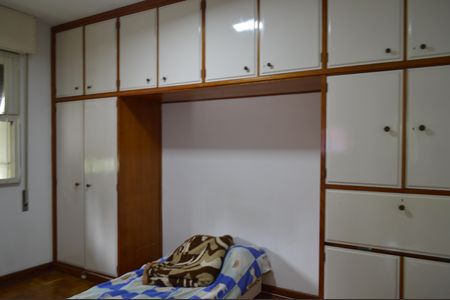 Casa à venda com 220m², 4 quartos e 2 vagasQuarto 2