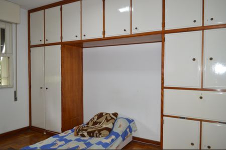 Casa à venda com 220m², 4 quartos e 2 vagasQuarto 2