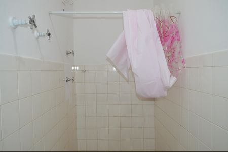 Casa à venda com 220m², 4 quartos e 2 vagasBanheiro edícula