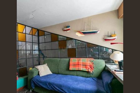 Casa à venda com 220m², 3 quartos e 3 vagas