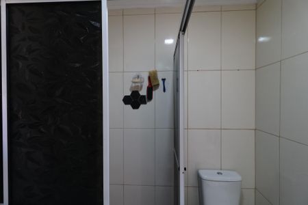 Casa à venda com 235m², 4 quartos e 6 vagasCasa 2 - Banheiro