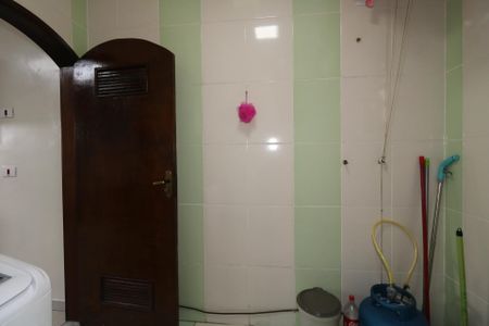 Casa à venda com 235m², 4 quartos e 6 vagasCasa 1 - Área Comum