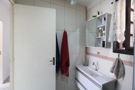 Casa à venda com 235m², 4 quartos e 6 vagasCasa 2 - Banheiro