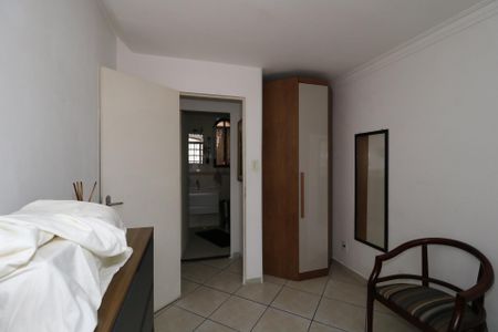 Casa à venda com 235m², 4 quartos e 6 vagasCasa 2 - Quarto 2