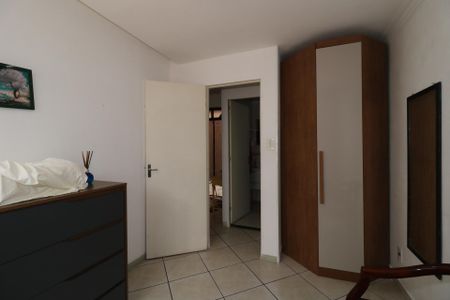 Casa à venda com 235m², 4 quartos e 6 vagasCasa 2 - Quarto 2