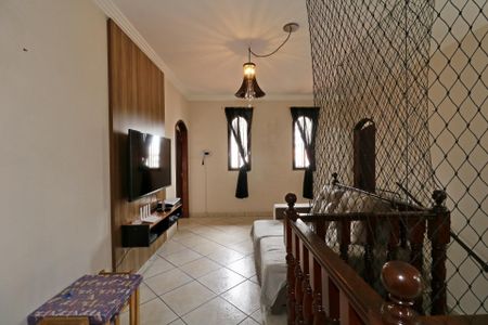 Casa à venda com 235m², 4 quartos e 6 vagasCasa 1 - Sala