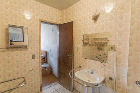 Apartamento à venda com 280m², 4 quartos e 1 vagaBanheiro da Suíte 1