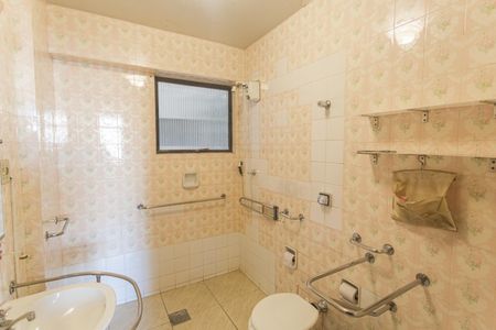 Apartamento à venda com 280m², 4 quartos e 1 vagaBanheiro da Suíte 1