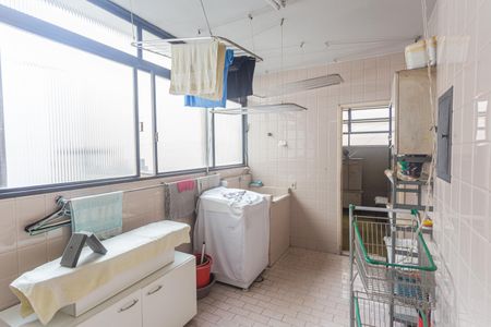 Apartamento à venda com 280m², 4 quartos e 1 vagaÁrea de Serviço