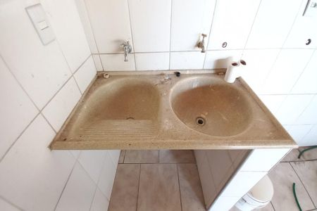 Casa à venda com 250m², 3 quartos e 3 vagasÁrea de Serviço