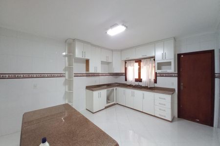 Casa à venda com 250m², 3 quartos e 3 vagasCozinha