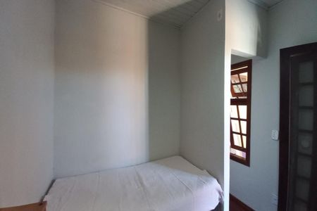 Casa à venda com 81m², 2 quartos e 5 vagas Casa à venda com 81m², 2 quartos e 5 vagasQuarto 2