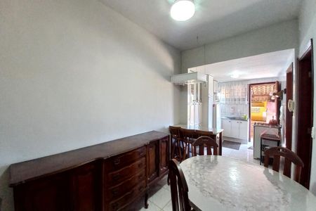 Casa à venda com 81m², 2 quartos e 5 vagas Casa à venda com 81m², 2 quartos e 5 vagasCopa