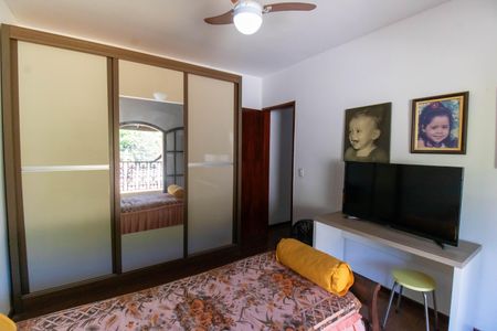 Casa à venda com 200m², 3 quartos e 4 vagasSuíte