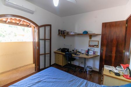 Casa à venda com 200m², 3 quartos e 4 vagasQuarto 1