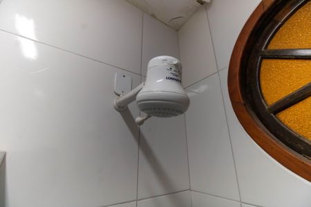 Casa à venda com 200m², 3 quartos e 4 vagasChuveiro