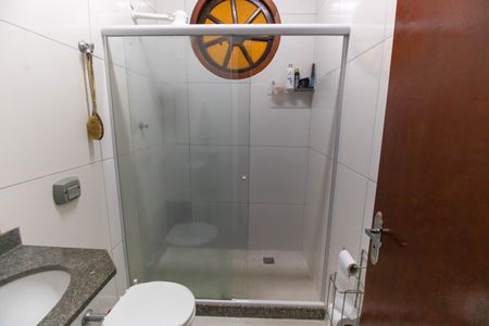 Casa à venda com 200m², 3 quartos e 4 vagasBanheiro Social