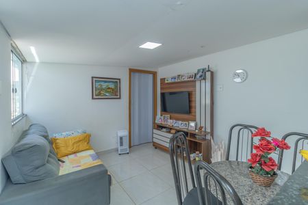 Casa à venda com 178m², 3 quartos e 2 vagasSala