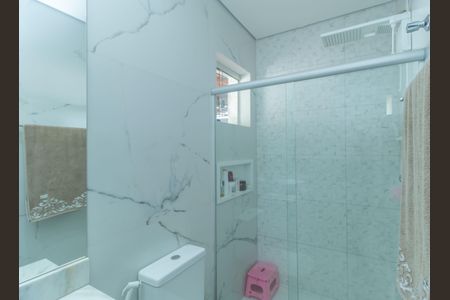 Casa à venda com 178m², 3 quartos e 2 vagasBanheiro