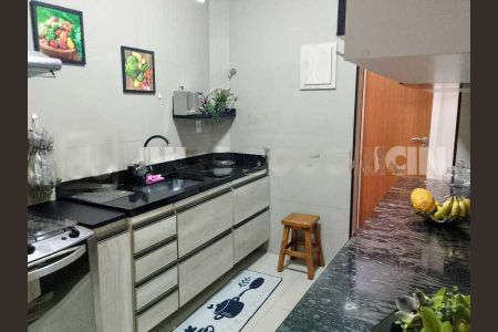 Apartamento à venda com 65m², 2 quartos e sem vaga